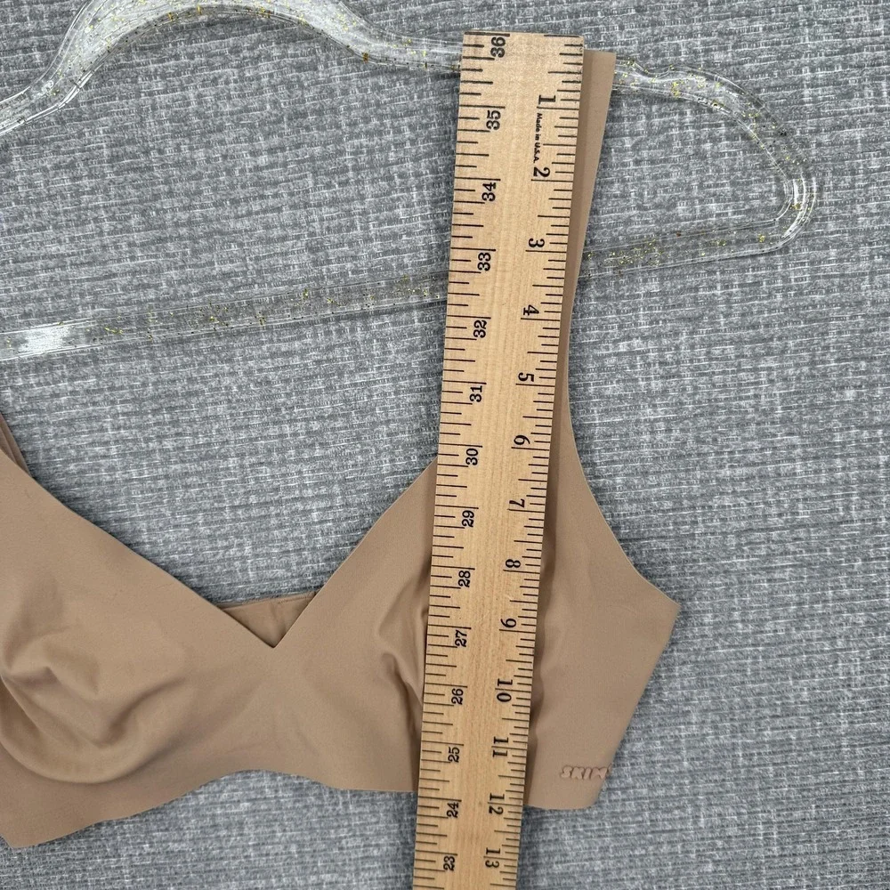 Skims Bra Womens Small Beige Wireless Seamless Bralette Microfiber Stretch - Picture 5 of 11